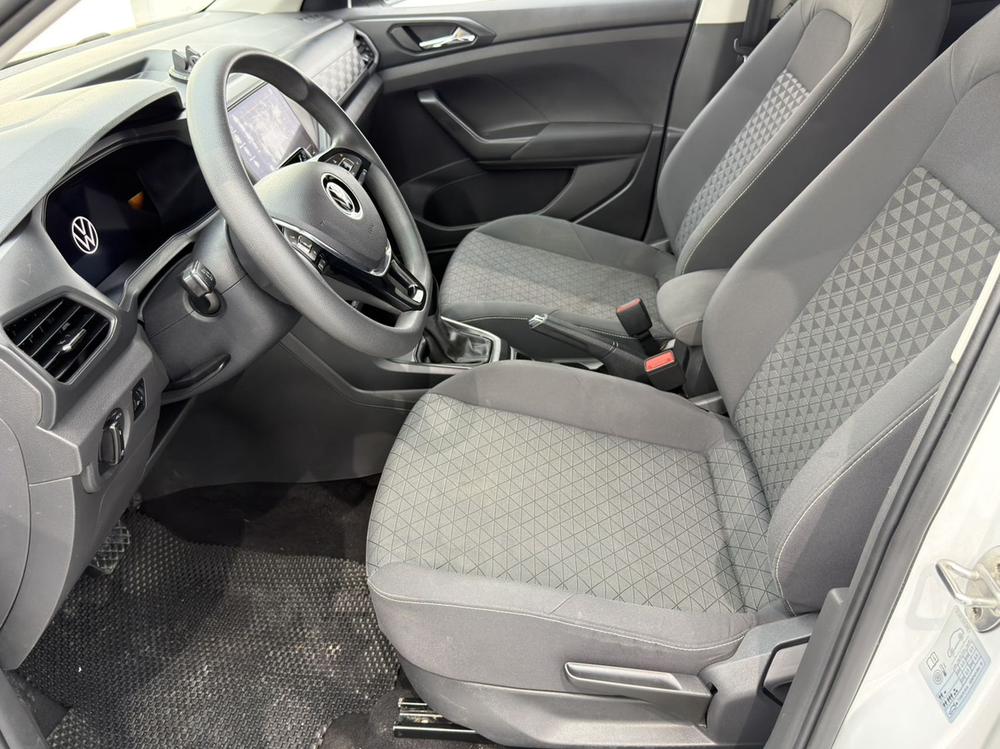 Volkswagen T-Cross 2023 immagine di auto #15