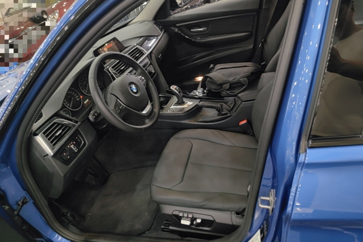 BMW 3 Series 2016 #15 BMW 3 Series 2016 car image #15