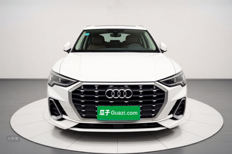 Audi Q3 2020 car image #3