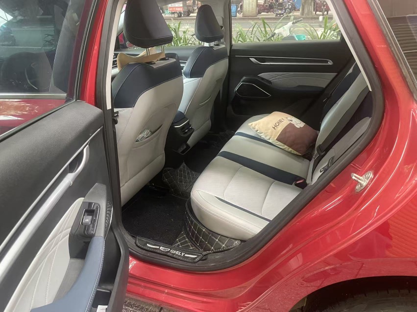 GEELY Emgrand 2022 #4 GEELY Emgrand 2022 car image #4