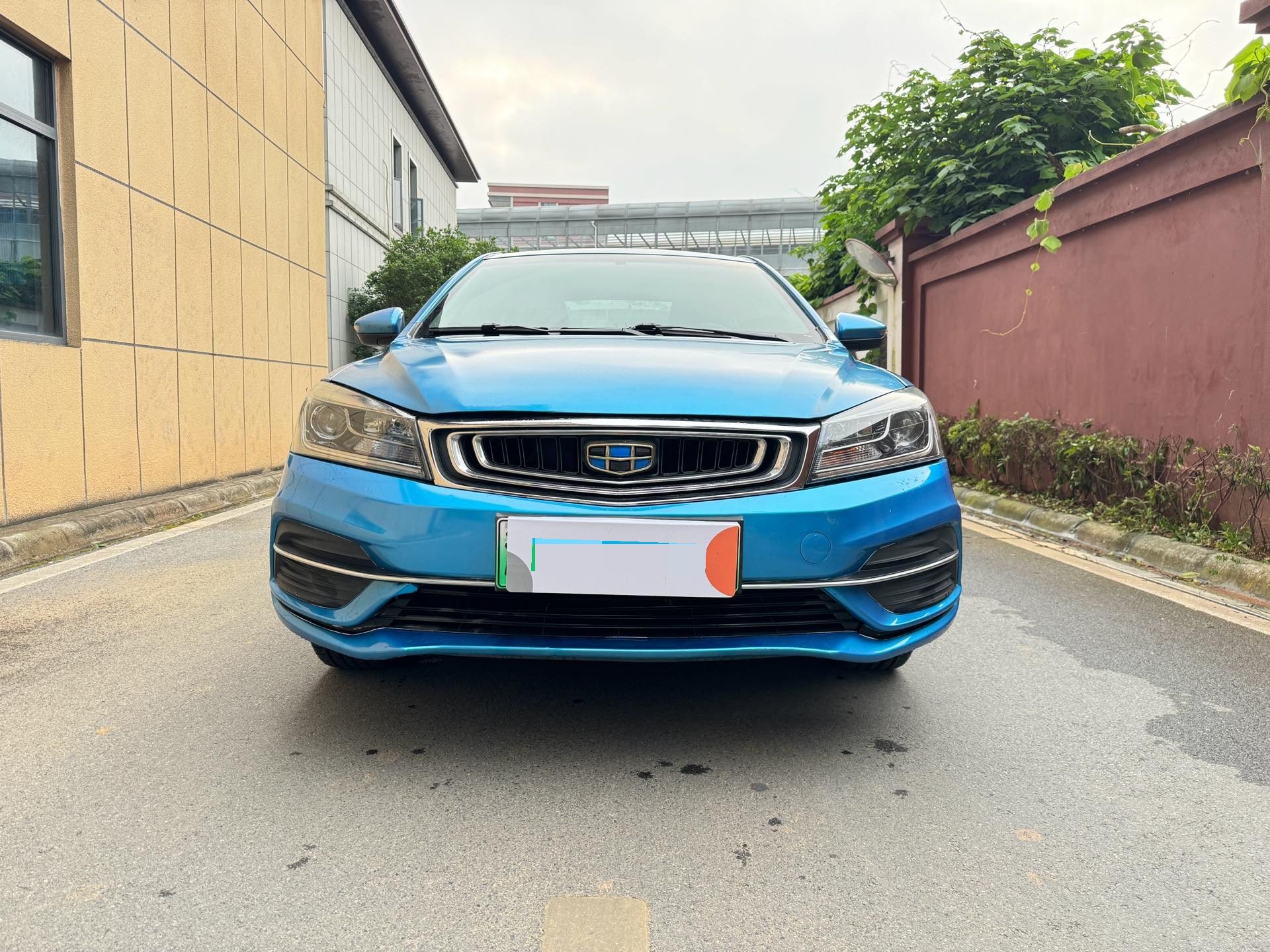 GEELY Emgrand New Energy 2021 car image #2