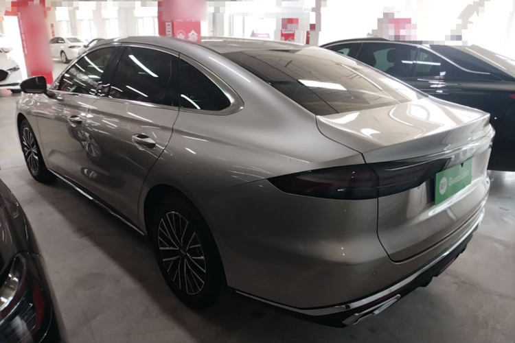 GEELY Emgrand 2026 #5 GEELY Emgrand 2026 car image #5