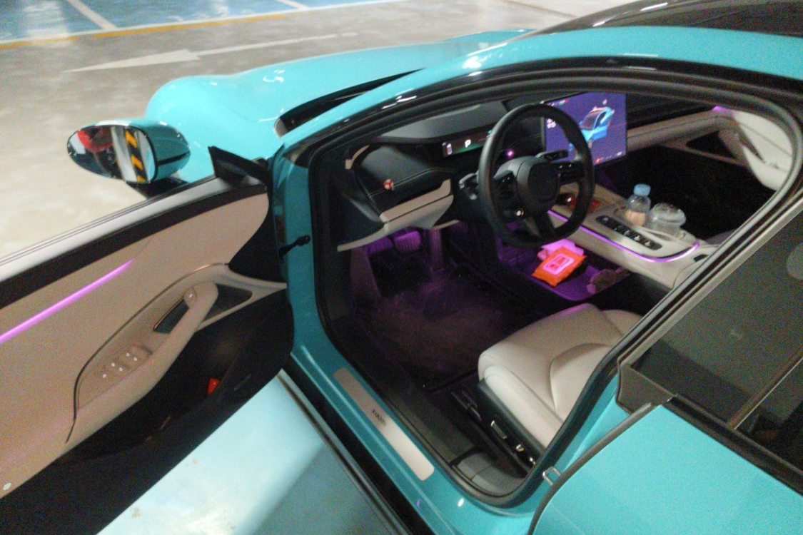 MI SU7 2025 car image #23