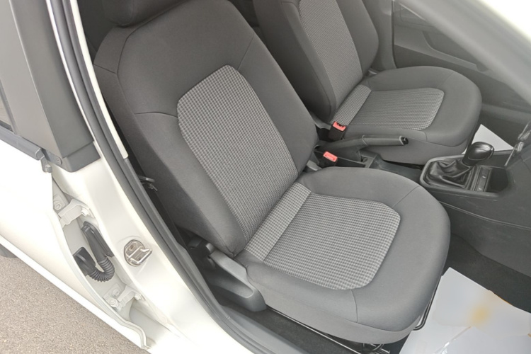 Volkswagen Santana 2019 car image #24