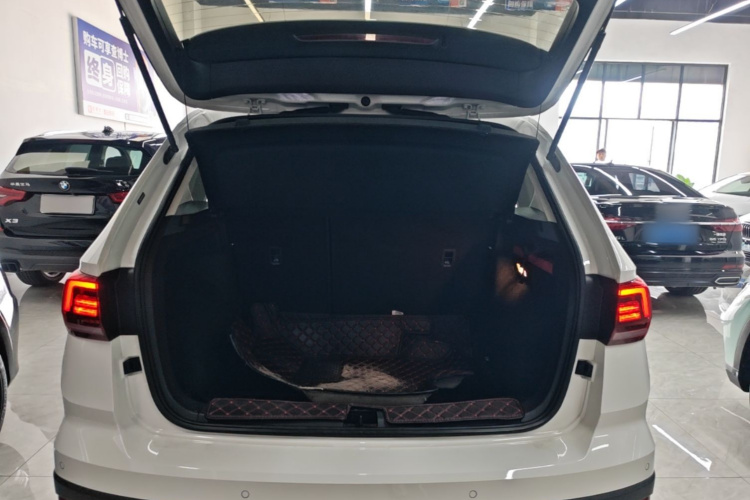 Volkswagen Tharu 2019 #21 Volkswagen Tharu 2019 car image #21