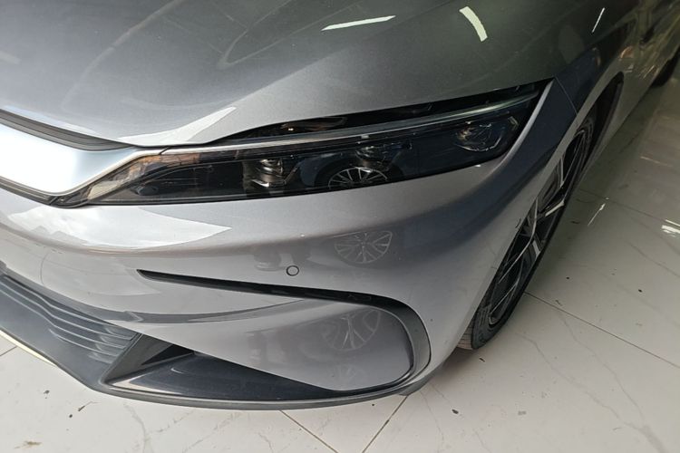 BYD Han 2022 immagine di auto #23