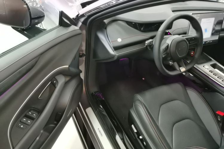 MI SU7 2024 car image #12