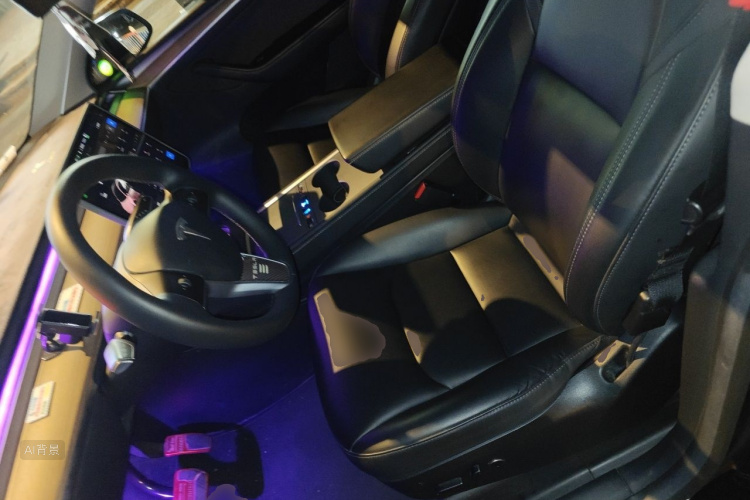 Tesla Model Y 2023 #17 Tesla Model Y 2023 car image #17
