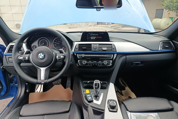 BMW 3 Series 2019 image de voiture #10