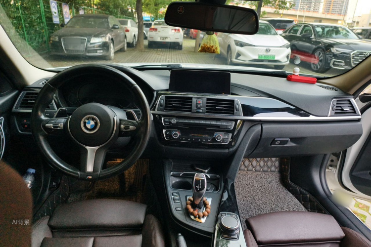 BMW 3 Series 2018 #11 BMW 3 Series 2018 car image #11