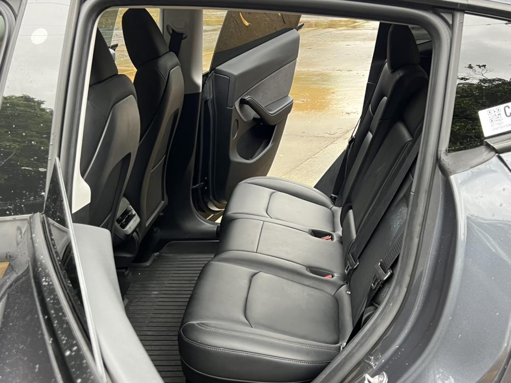 Tesla Model Y 2022 #23 Tesla Model Y 2022 car image #23
