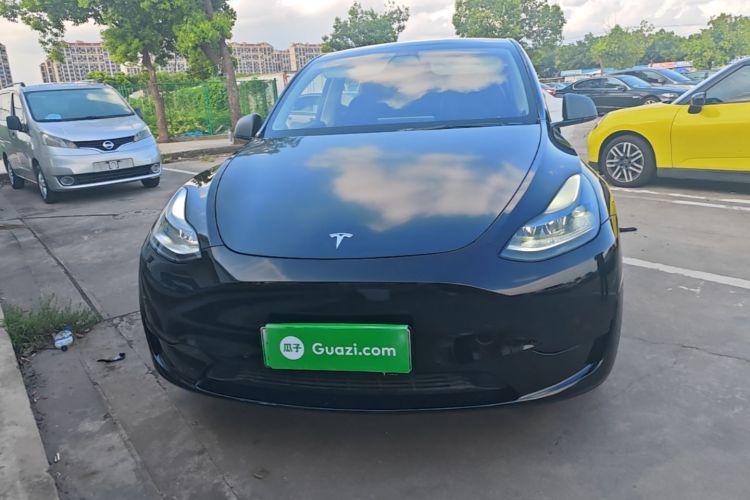 Tesla Model Y 2022 #3 Tesla Model Y 2022 car image #3