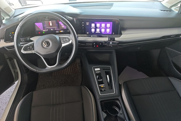 Volkswagen Golf 2023 #10 Volkswagen Golf 2023 car image #10