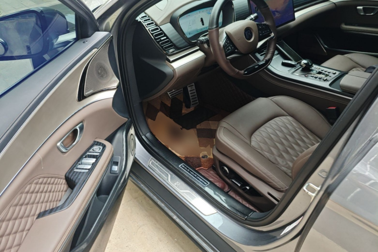 BYD Han 2023 immagine di auto #16
