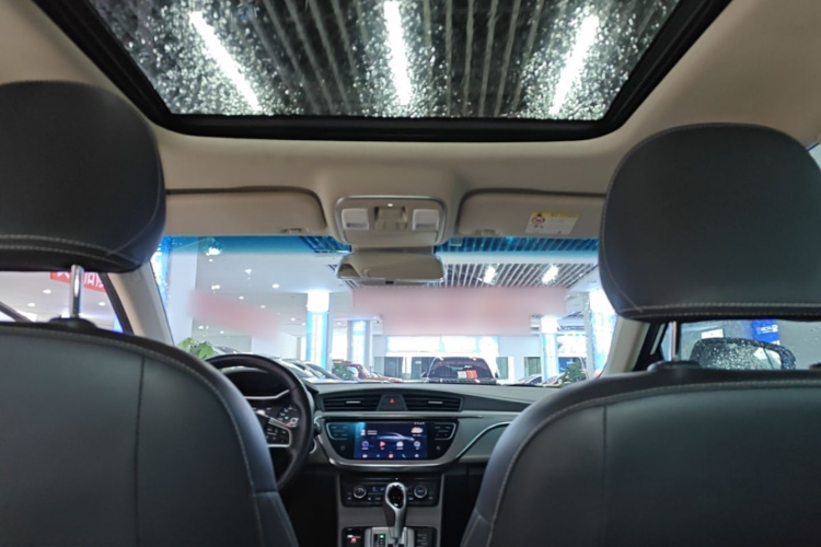 GEELY Emgrand GL 2019 car image #18