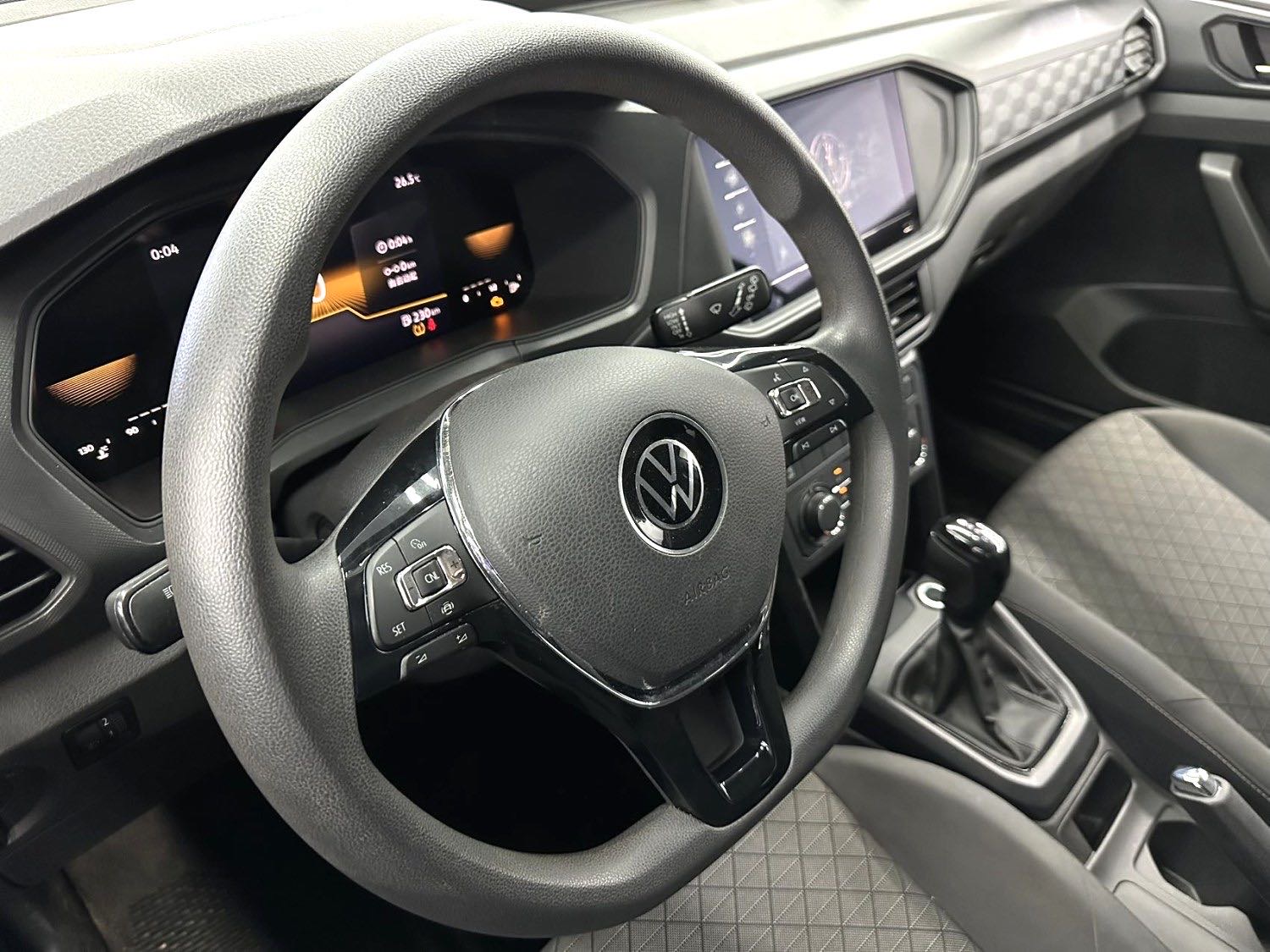 Volkswagen T-Cross 2023 imagem de carro #3