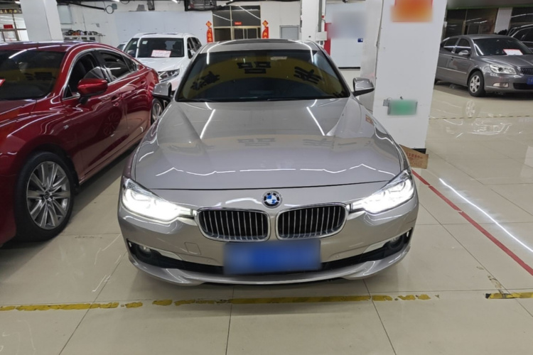 BMW 3 Series 2018 car image #3