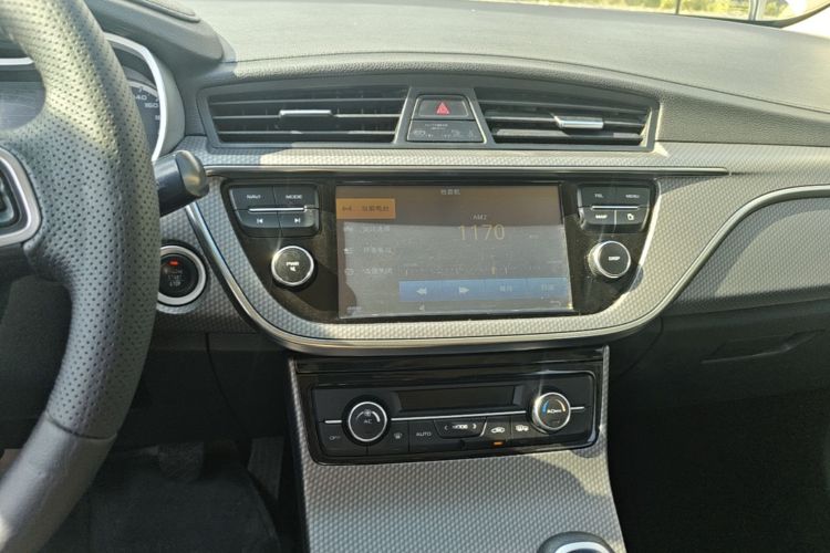 GEELY Emgrand GS 2017 #13 GEELY Emgrand GS 2017 صورة سيارة #13