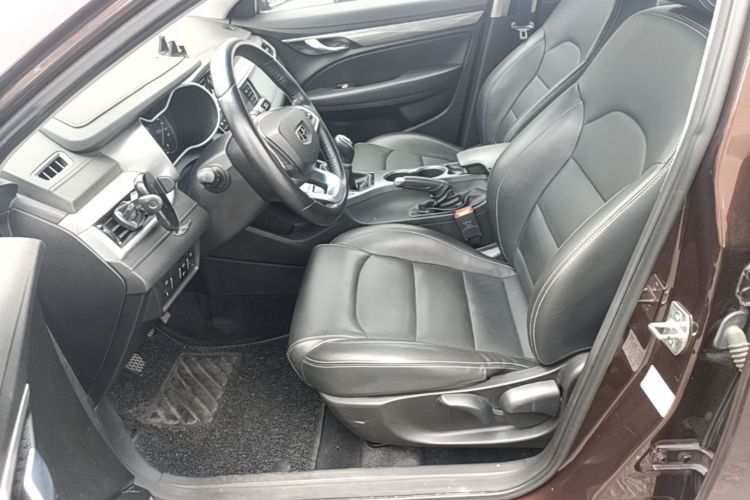 GEELY Emgrand 2019 #15 GEELY Emgrand 2019 car image #15