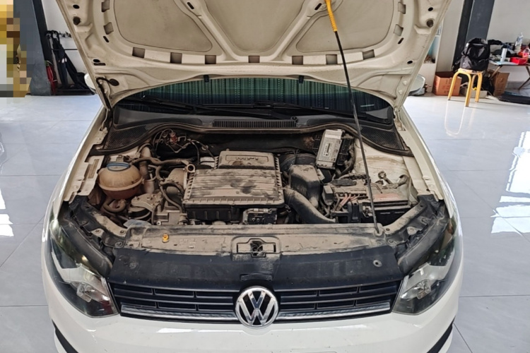 Volkswagen Polo 2017 car image #20