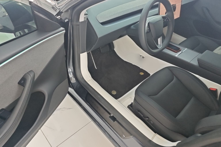 Tesla Model 3 2024 #16 Tesla Model 3 2024 car image #16