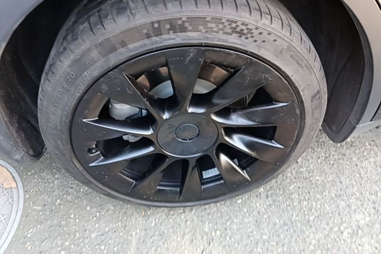Tesla Model Y 2022 #10 Tesla Model Y 2022 immagine di auto #10