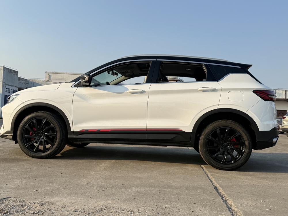 GEELY Coolray 2023 #4 GEELY Coolray 2023 car image #4