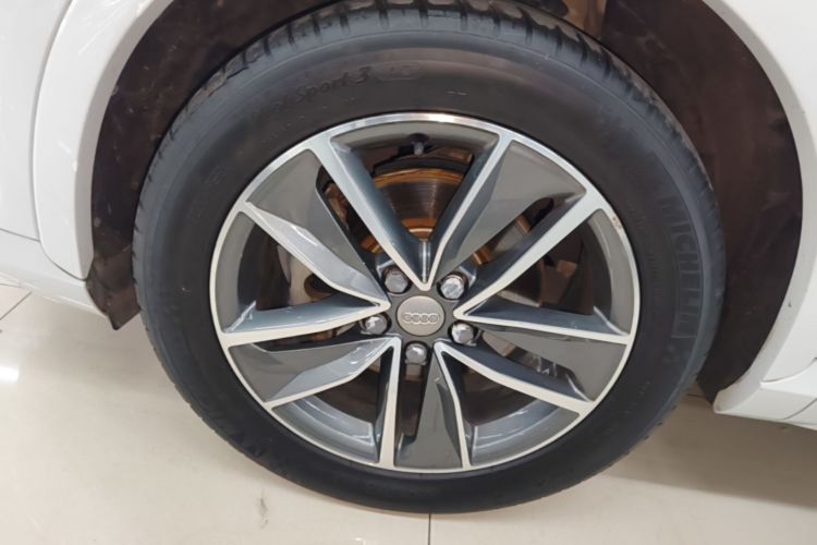 Audi Q3 2017 #9 Audi Q3 2017 car image #9