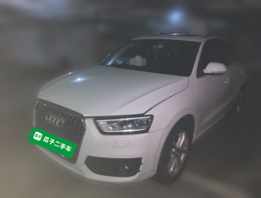 Audi Q3 2016 Audi Q3 2016 immagine di auto