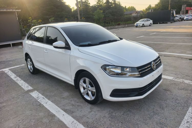 Volkswagen Santana 2016 car image #5