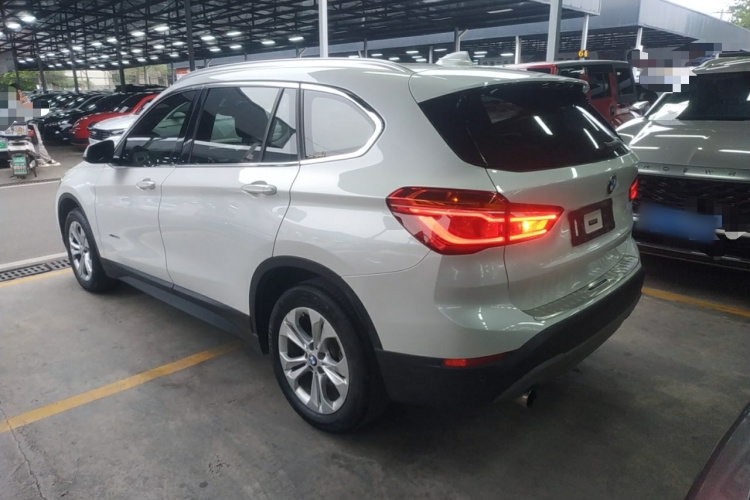 BMW X1 2017 #5 BMW X1 2017 car image #5