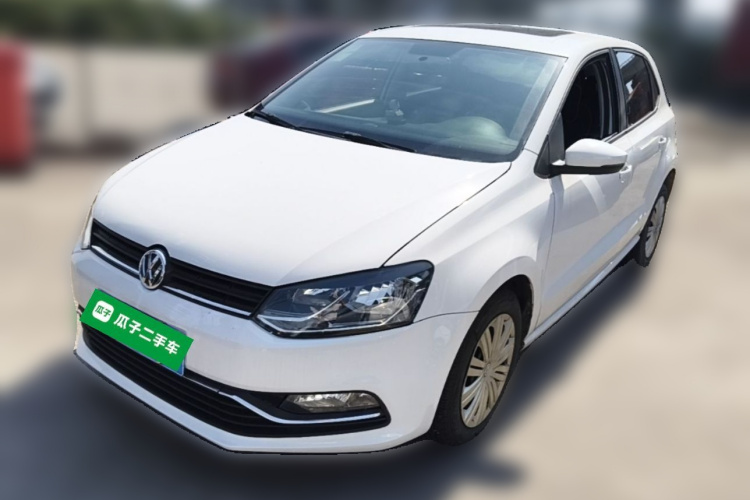 Volkswagen Polo 2018 car image #2