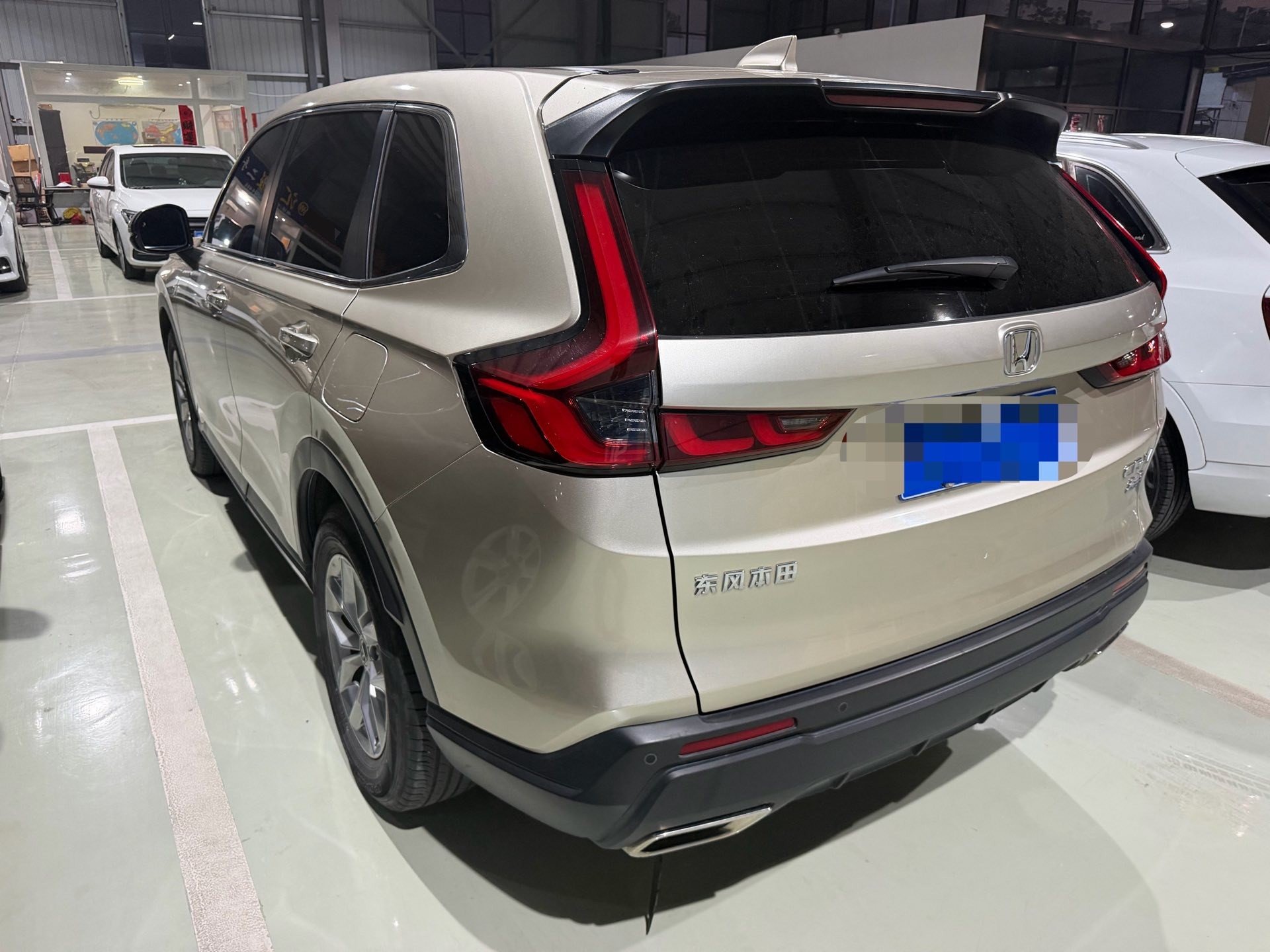 Honda CR-V 2023 car image #9