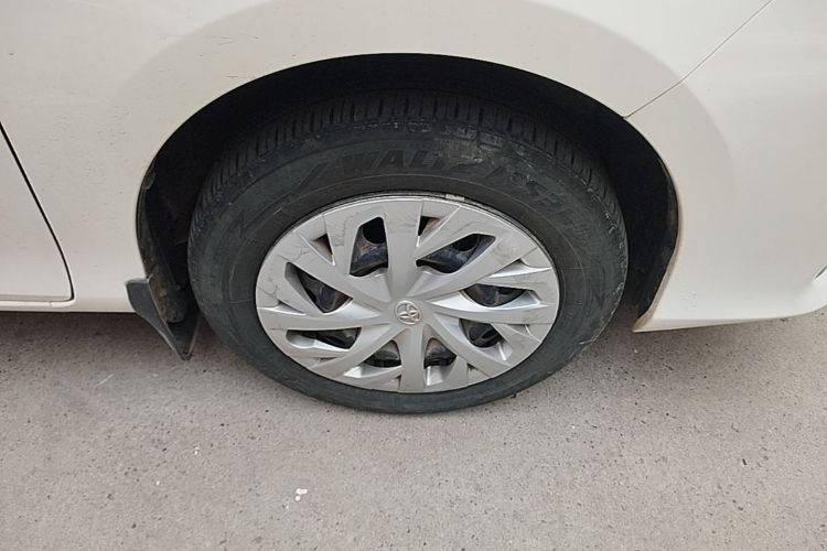 Toyota Vios 2022 imagen de coche #9