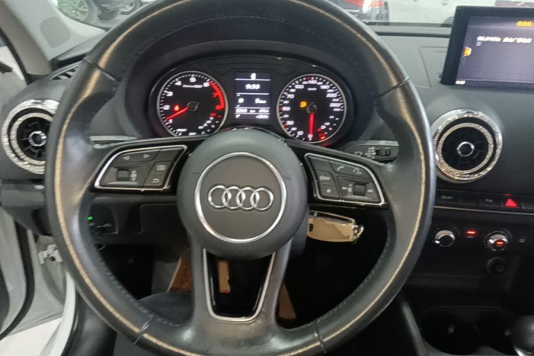 Audi A3 2019 #11 Audi A3 2019 car image #11