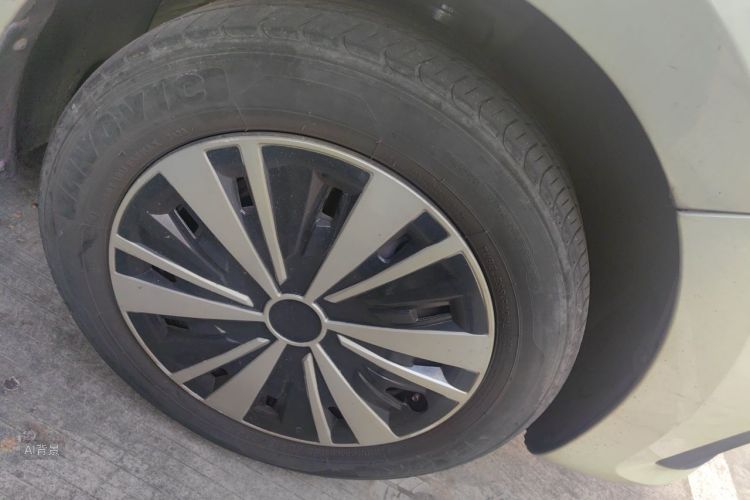 Volkswagen Santana 2017 car image #9
