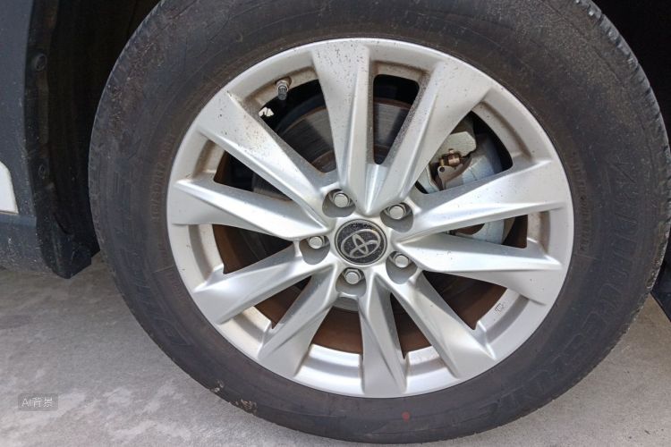 Toyota Corolla Cross 2023 immagine di auto #9
