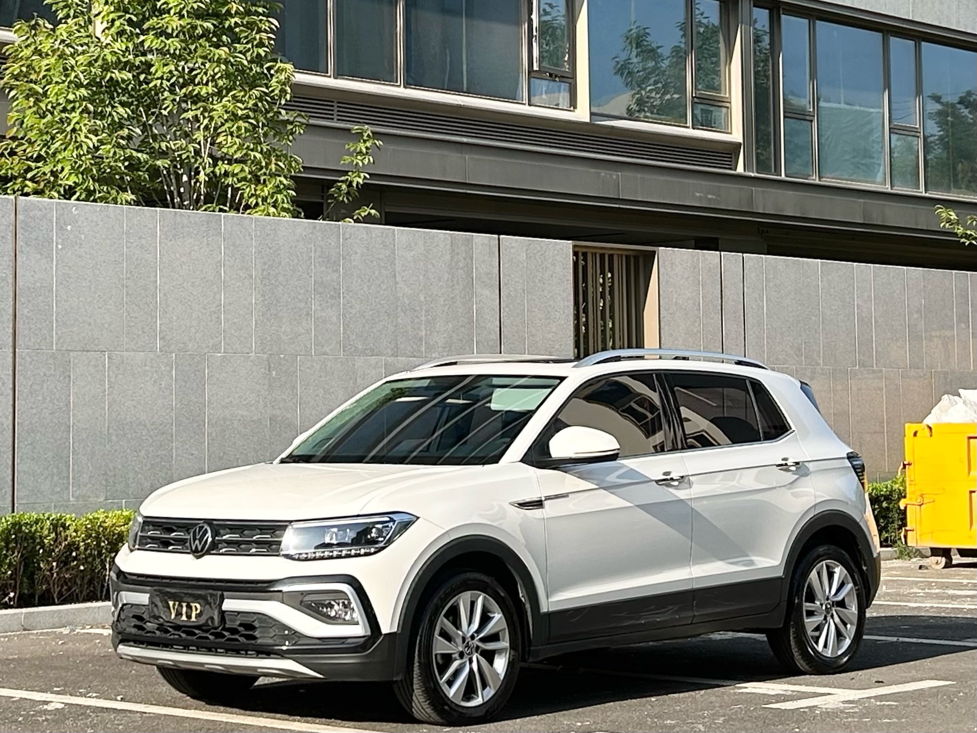 Volkswagen T-Cross 2021 Volkswagen T-Cross 2021 car image