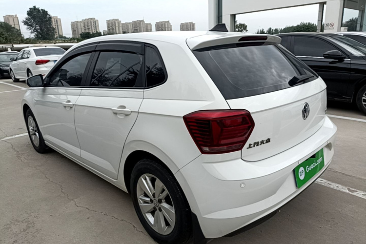 Volkswagen Polo 2021 car image #5