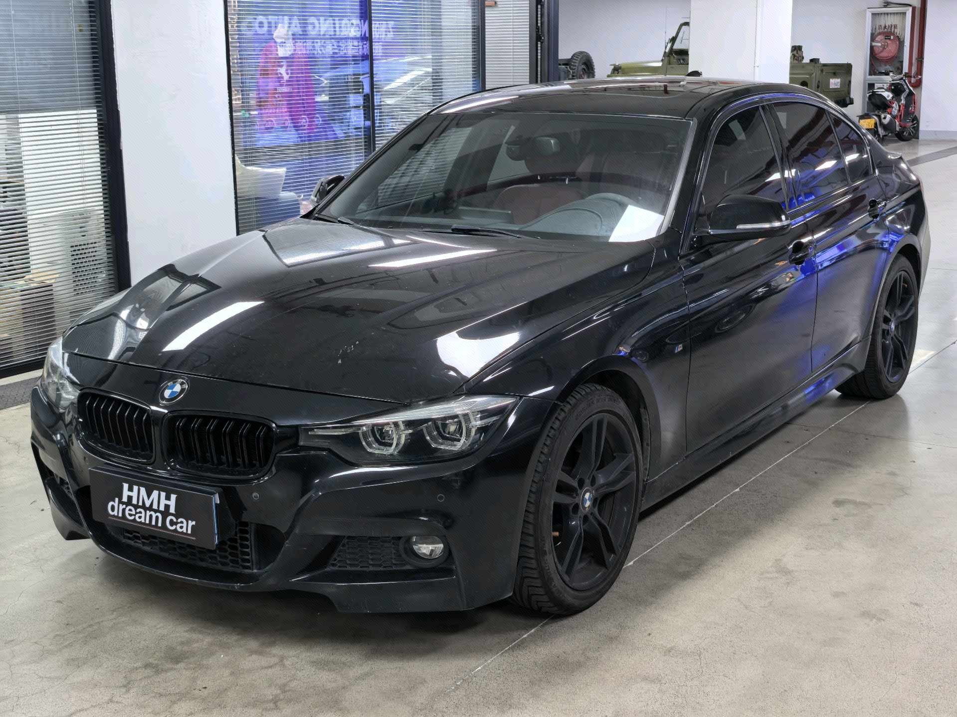 BMW 3 Series 2018 car image 