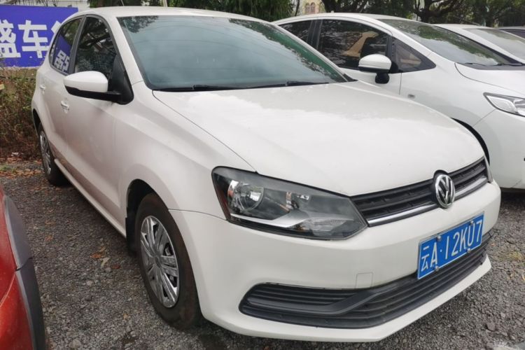 Volkswagen Polo 2016 car image #4