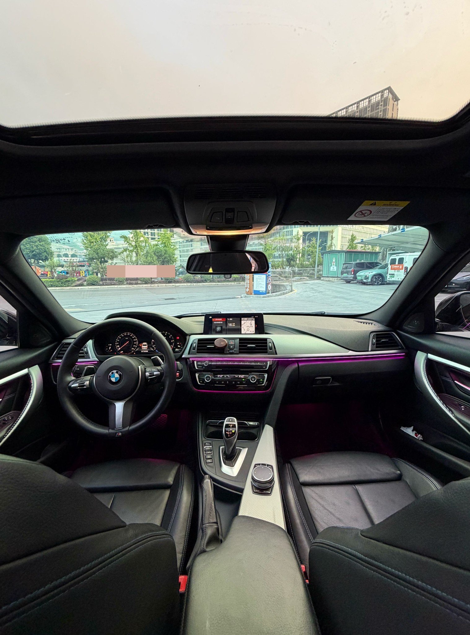 BMW 3 Series 2018 immagine di auto #8