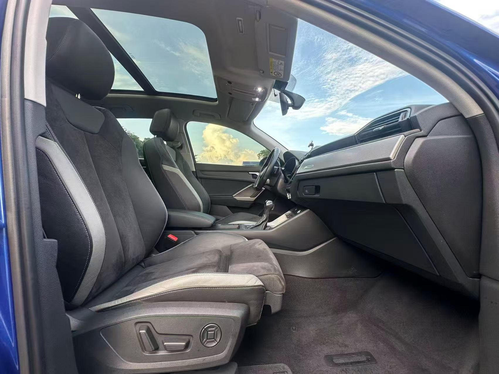 Audi Q3 2020 immagine di auto #8