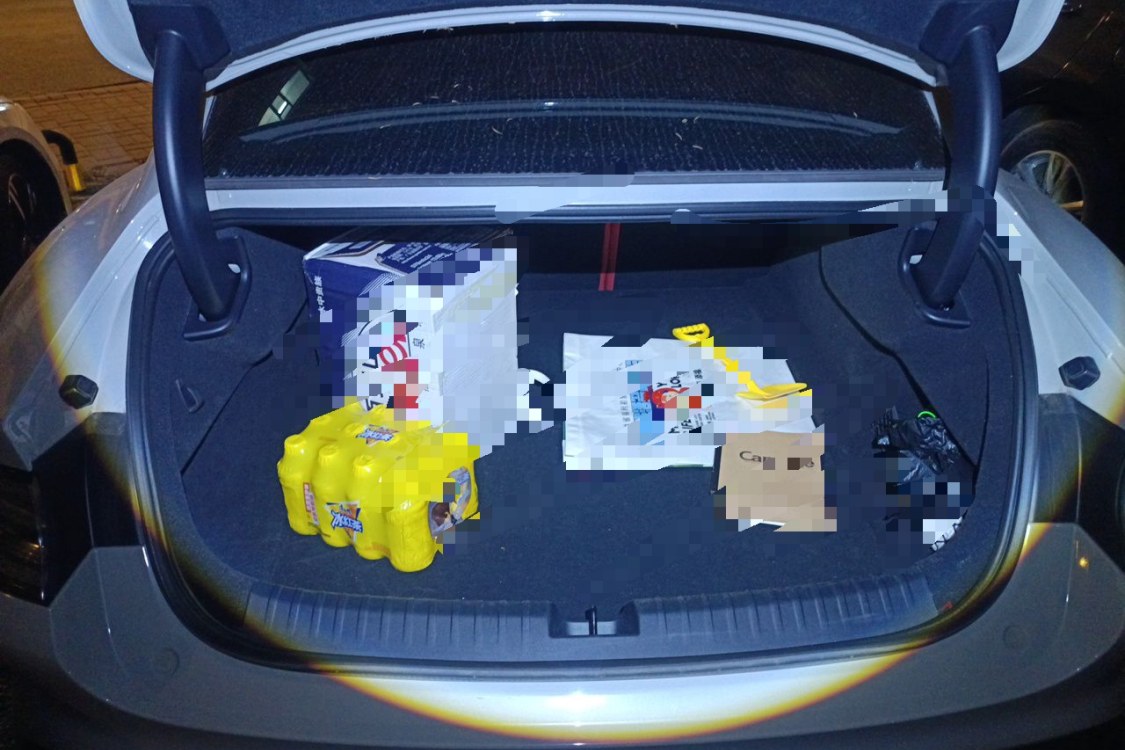 MI SU7 2024 car image #8