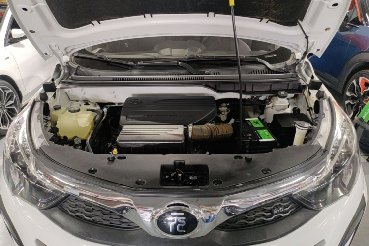 BYD Yuan 2018 car image #20