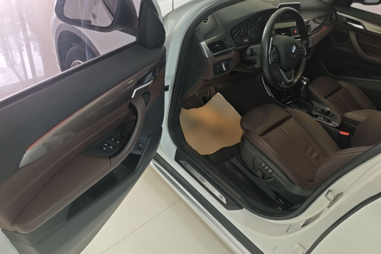 BMW X1 2018 car image #16