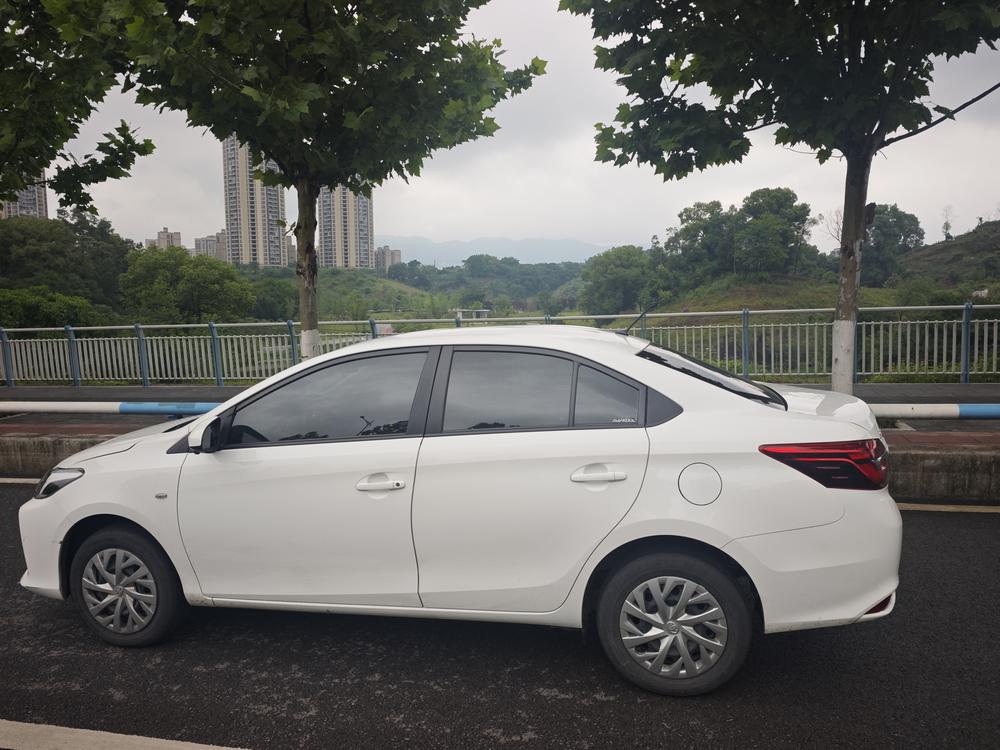 Toyota Vios 2021 imagen de coche #4