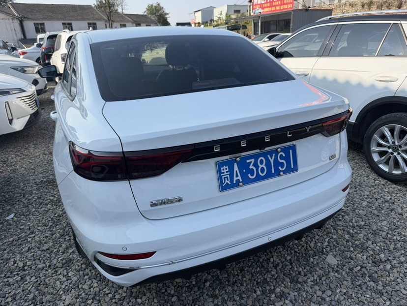 GEELY Emgrand 2023 #4 GEELY Emgrand 2023 car image #4