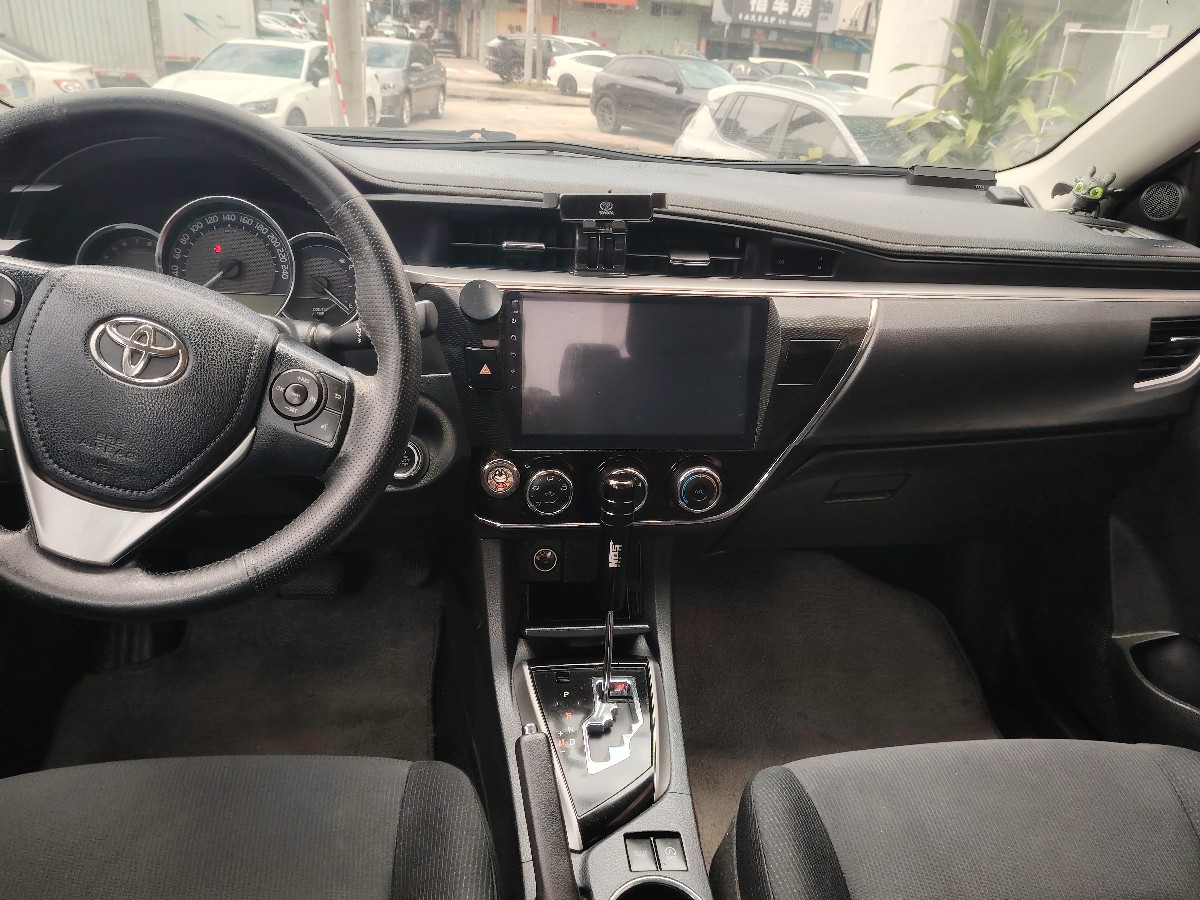 Toyota Corolla 2017 car image #9