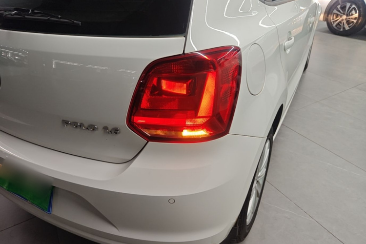 Volkswagen Polo 2014 #8 Volkswagen Polo 2014 car image #8